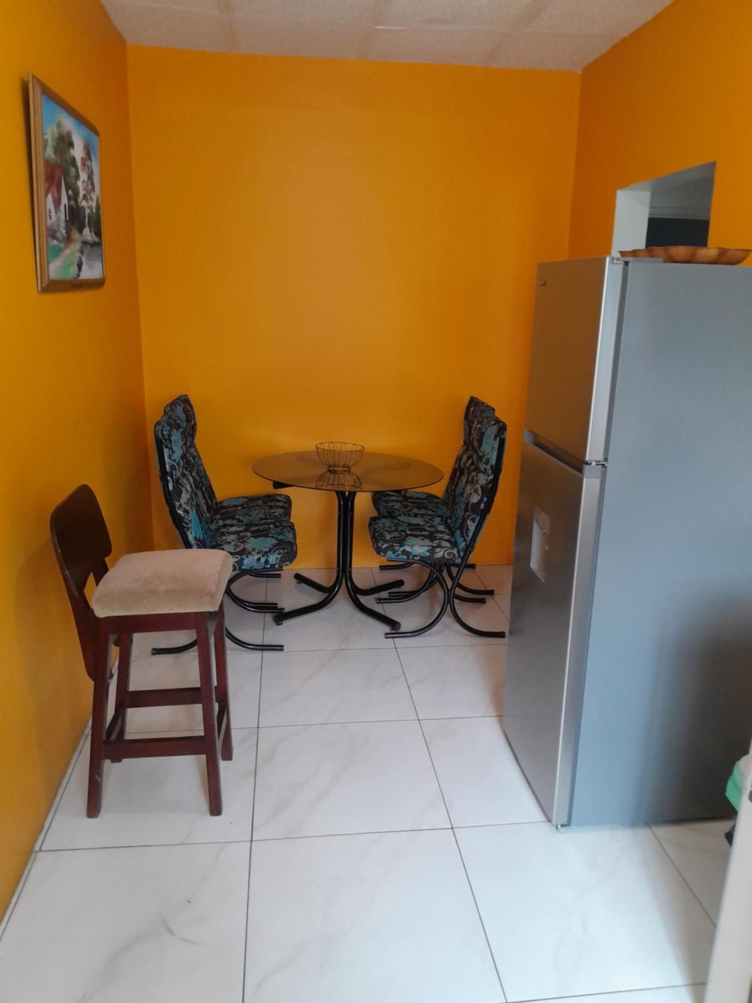 Granann'S Place Kingston Esterno foto